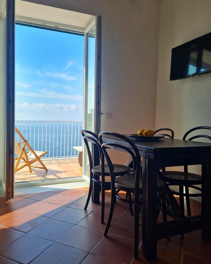 Apartamento Torretta Corricella- Punta Dei Monaci Procida Exterior foto